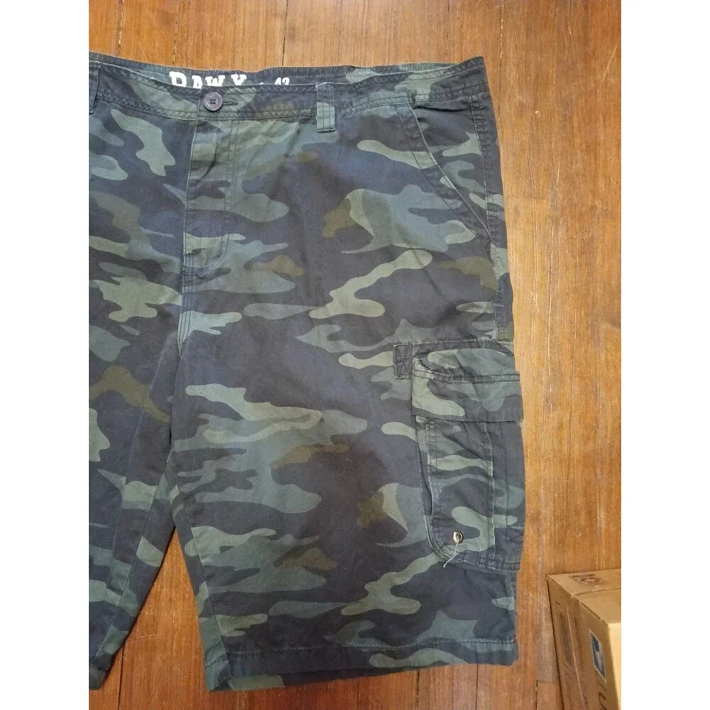 Raw X Mens Camo Cargo Shorts Size 42